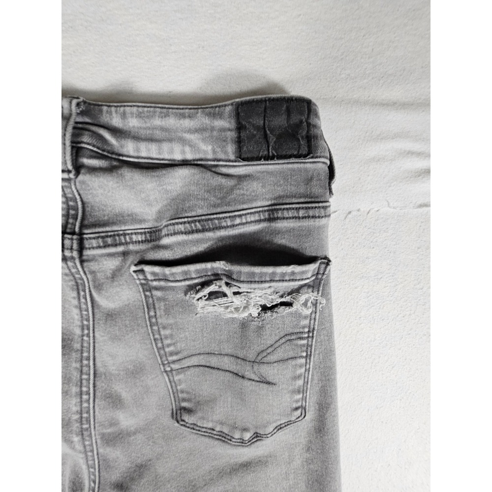 American Eagle Super Hi-Rise Jegging Gray Distressed Next Level Stretch Size 6 - Picture 11 of 12